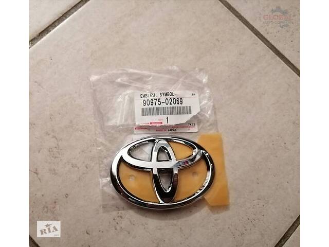 Emblemat Znaczek Toyota Auris II зад крышка