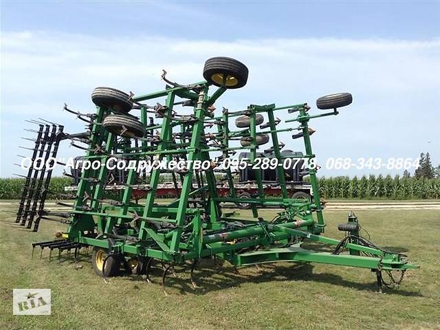 Культиватор Джон Дір John Deere 2210 13м. з США