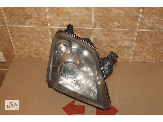 фара для Opel Meriva 2003-2005 13196027