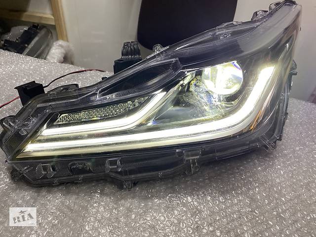 Фара передняя левая Toyota Corolla E210,2018-2022,Cедан,Full Led, оригинал, б.у.,81150-02T51-00