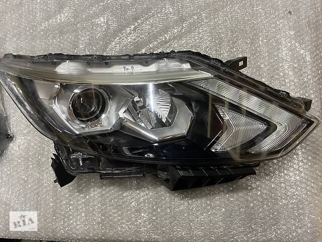 Фара передняя правая Nissan Qashqai II, J11,2013-2017,Full Led,оригинал,б.у.,100-18015,260104EH0B,260104EH1B