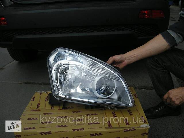 Фара права Nissan Qashqai, (Ниссан Кашкай) 2006-2009. TYC