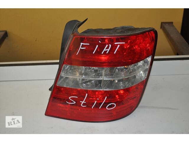 Fiat stilo фонарь задний правый 46758985