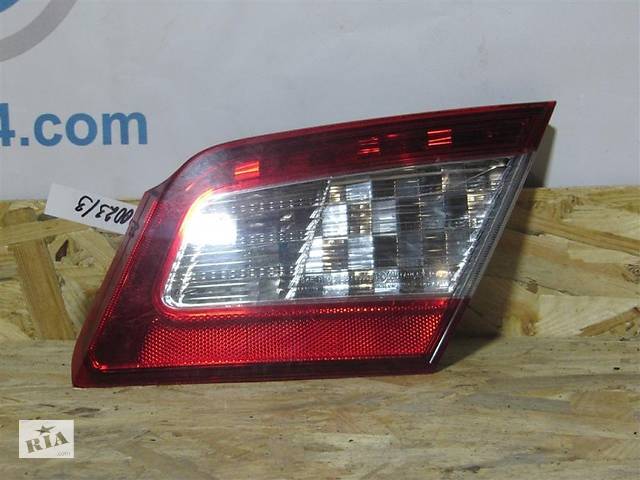 Фонарь внутренний MITSUBISHI GALANT 03-12 8336A072