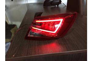 Фонарь задний наружный правый Seat leon хэтчбек 2012- 15 светодиод/ led, оригинал, б.у., 045115