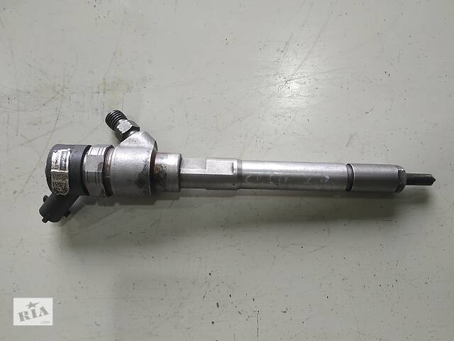 Форсунка Hyundai Elantra 2001-2006 2.0 CRDI 0445110257