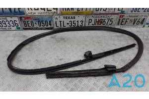 FR3Z76423A20AE - Б/у Молдинг кузова на FORD MUSTANG 2.3 EcoBoost