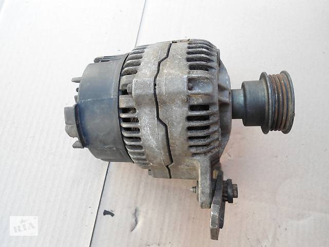 Генератор Audi 80, 90A, BOSCH 0 123 335 001