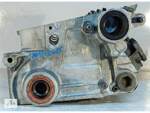 Головка блока лев голая 2.5 V6 12V ar ALFA ROMEO 164 87-97