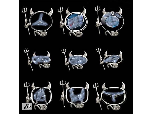 Наклейка на авто Чертик на значок авто выпуклая