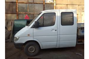 Б/у дверь передняя левая и правая Mercedes Sprinter 1995-2006