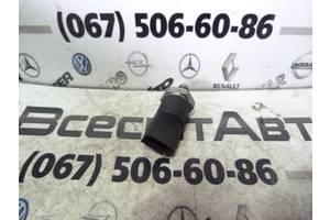 Датчик тиску палива в рейці Common Rail планка 2.2 cdi Mercedes Sprinter (2000-2006) 0041531528