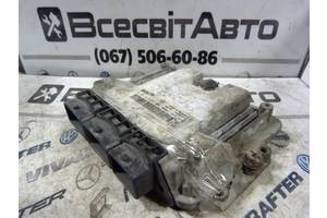 Электронный блок управления (ЭБУ) Renault Trafic 2.5 dci (2000-2014) 8200635663 0281013018