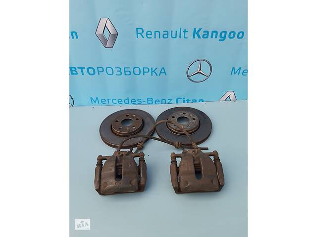 Б/у Суппорт передний Renault Kangoo Рено Кенго Канго 2008-2020 г.г.