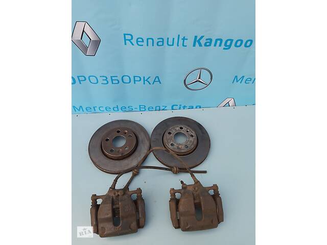 Б/у тормозной диск передний Renault Kangoo 2 Рено Кенго 2008-2020 г.г.