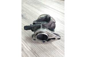 Вакуумний насос Dacia Logan Sandero Renault Clio Kangoo Megane Nissan Note Micra 8200577807 700673110