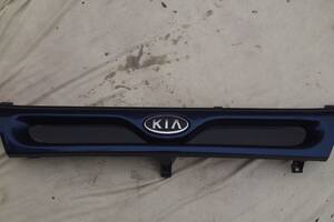 Эмблема для Kia Pregio 1996рв на киа прежио передняя решетка с эмблемой киа цена 600гр оригинал не бит Не иклеина