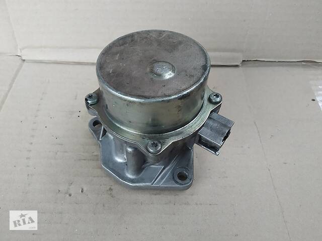 Вакуумний насос Renault Megane 1997-2003 1.9D 7700111387; 7700100624; 7700106624; 7700111559; 8200031420; 8200399371