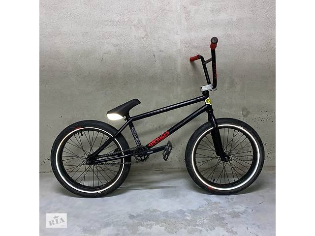 Велосипед BMX Stranger Срочно не дорого