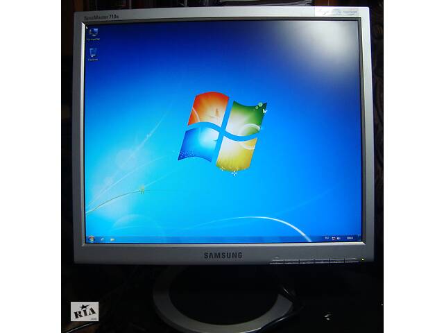 Монитор Samsung SyncMaster 710N.