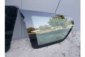 Б/у стекло в кузов боковое глухое левое для ВАЗ 2171 Приора универсал