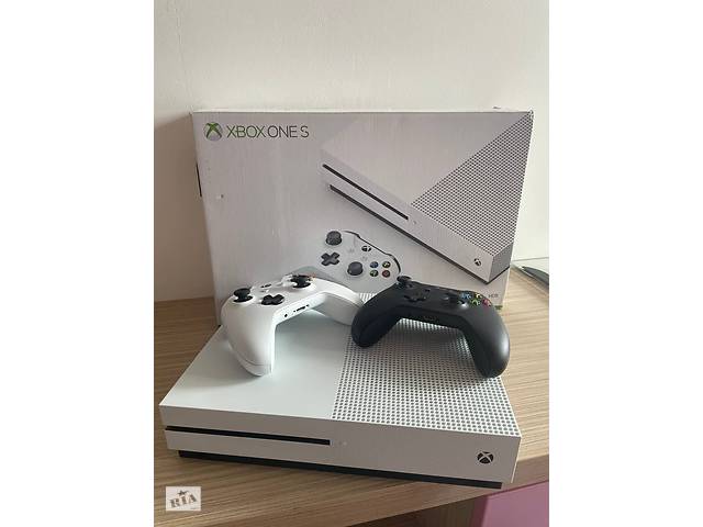 Xbox one s 1tb 4k blu-ray hdr