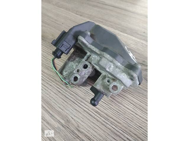 Регулятор заслонки Audi A4 A5 A6 Seat Exeo Leon Skoda Octavia VW Golf Jetta 2.0TFSi 06F133482B, 06F133482D