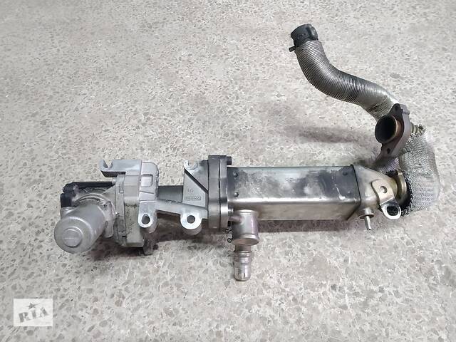 Радіатор+клапан EGR Citroen C5 C6 C-Crosser Peugeot 4007 607 807 2.2HDI 2006- 9656912280 9656911780