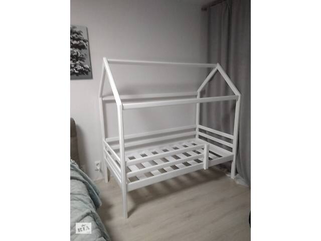 кровать-домик 4500 грн