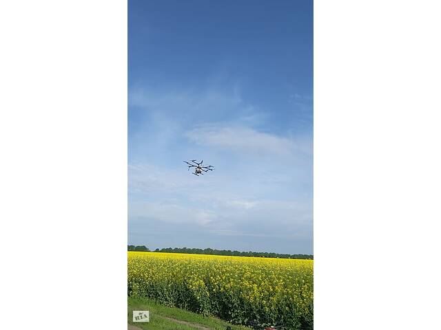 Обприскування полів агродронами, внесення ЗЗР, мікродобрив, десикація