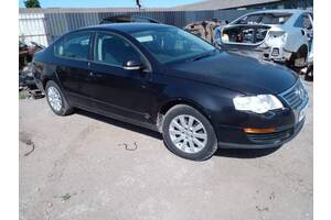 Вживаний скло дверей праве переднє для Volkswagen Passat B6 2005-2010р