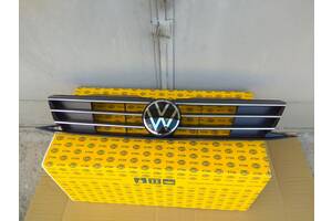 Новая аналог решетка радиатора всборе с емблемою под радар / дистроник / для Volkswagen Jetta Lift 2015 - 2017 год