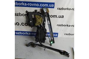 Склопідйомник передній правий Seat Leon 2007-08 1P0867436