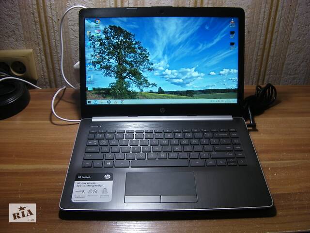 HP Pavilion 14-CM0012NR 14.0' AMD E2-9000E 2х1.50ГГц-2.00ГГц 4ГБ/32ГБ SSD+32ГБ SDHC AMD R2 HP Батарея и 65-Вт Б/П США #1