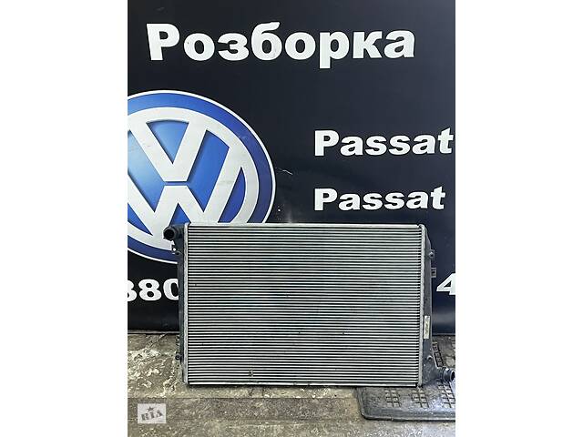 Вживаний радіатор для Volkswagen Passat B6 2006