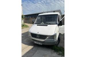 Новий капот для Mercedes Sprinter