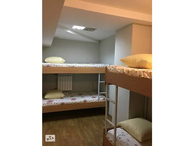 Здам ліжко-місце в гуртожитку в Києві