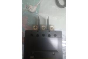 Автоматичний вимикач ІЕК ВА88-37 ЗР 400А 35 кВ