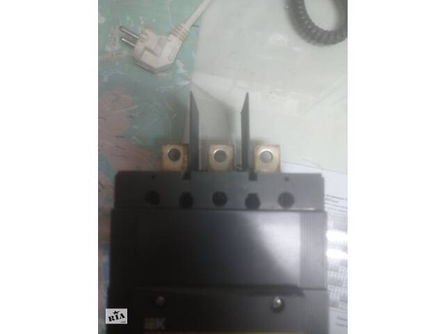 Автоматичний вимикач ІЕК ВА88-37 ЗР 400А 35 кВ