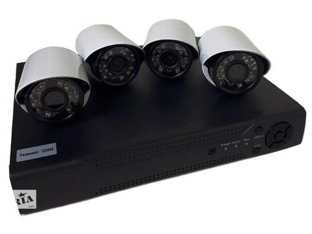 Комплект видеонаблюдения на 4 камеры с видеорегистратором DVR KIT 520 AHD 4ch Gibrid