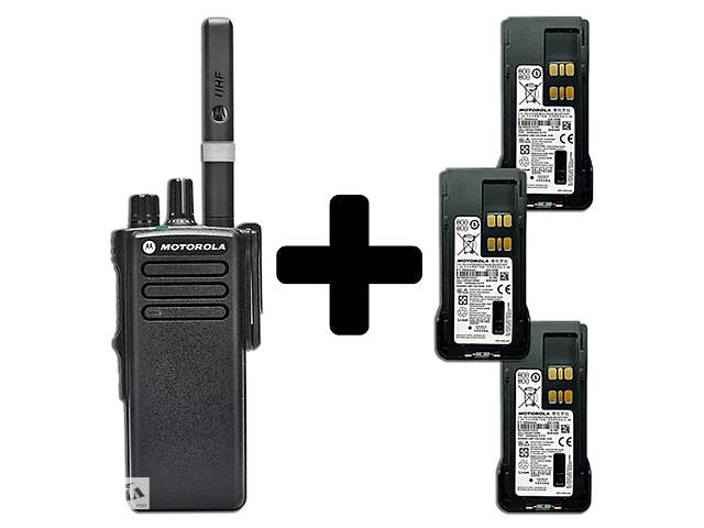 Радиостанция цифровая Motorola DP4400e VHF, 3 аккумулятора PMNN4543A на 2450мАч