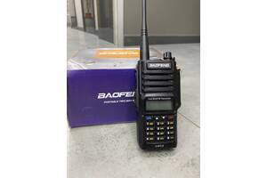 Рация Baofeng UV-9R Plus, класс защиты IP57, аккумулятор 2500 mAh, 8 Вт, до 10км + гарнитура Baofeng с кнопкой