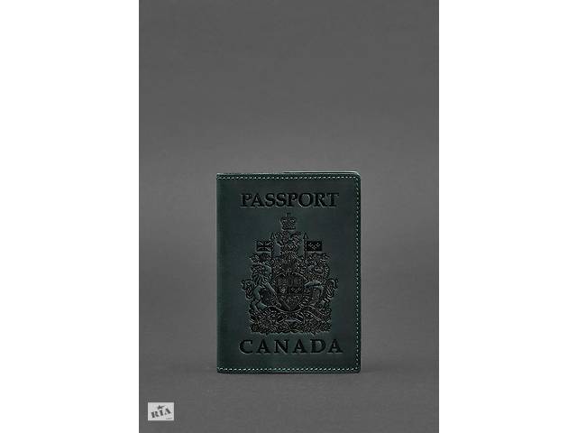 Кожаная обложка для паспорта с канадским гербом зеленая Crazy Horse BlankNote