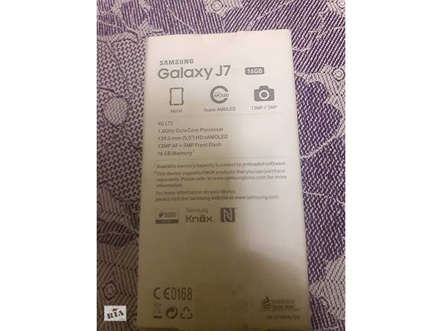 Телефон Samsung J710