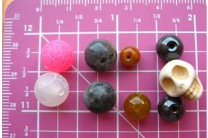 намистина натуральний камінь шар 8 10 мм ларвікіт, агат, апатит, зелена