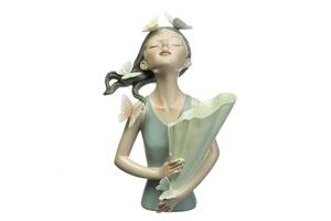 Фигурка Девушка Girl in gray 32х20х13 см Lefard AL97900 Белый