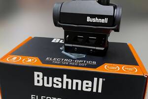 Коллиматорный прицел Bushnell AR Optics TRS-125 3 МОА с высоким райзером, креплением и таймером автовыключения