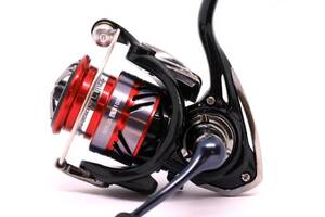 Котушка Daiwa 18 Ninja LT 3000-C / (926132 / 10219-300)