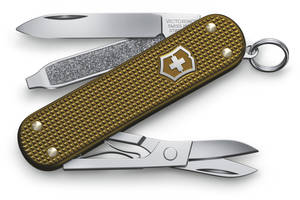 Лимитированный складной нож Victorinox Classic SD Terra Brown 58мм 5 функций Коричневый (0.6221.L24)