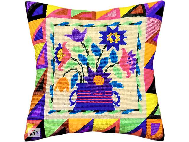 Набір для вишивання декоративної подушки Чарівниця Букет у народному стилі 40×40 см V-19